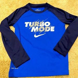 Nike dry fit long sleeve shirt - Turbo Mode